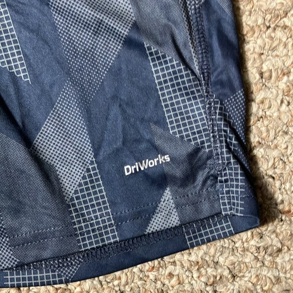 Athletic shorts sz 10-12 - Picture 2 of 4